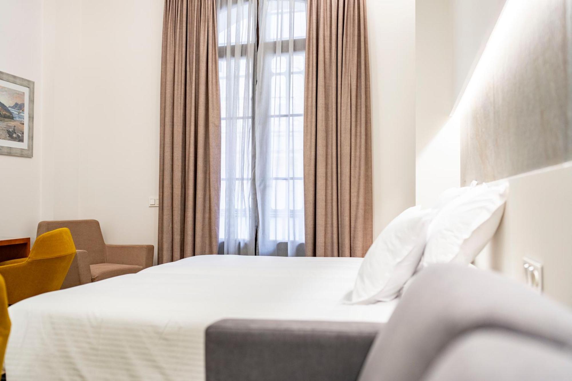 Torreluz Suites Almería Extérieur photo