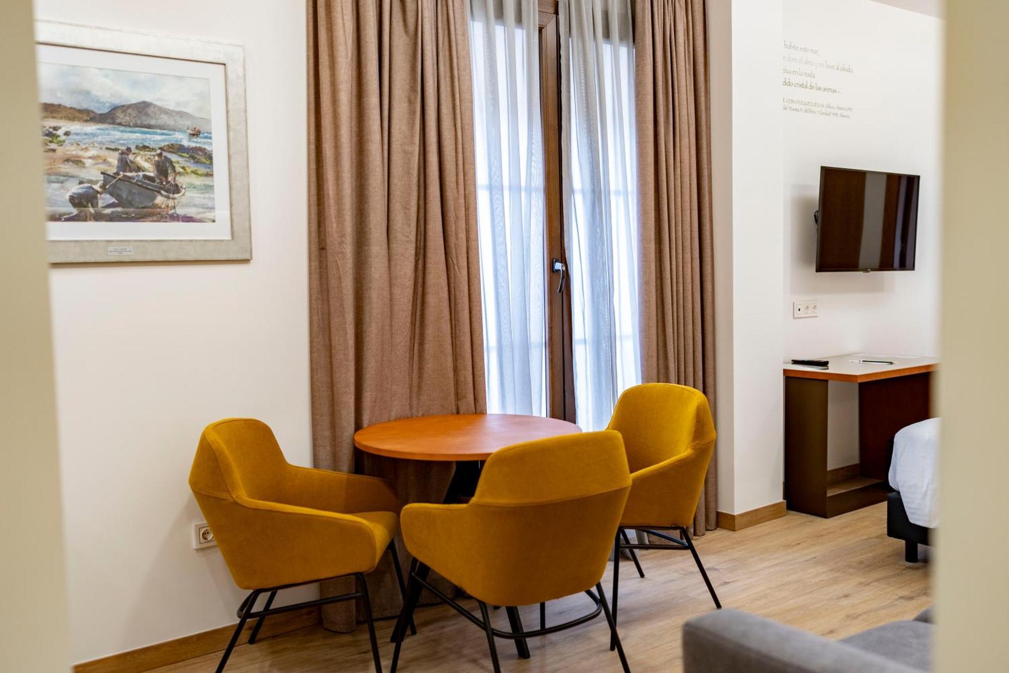 Torreluz Suites Almería Extérieur photo